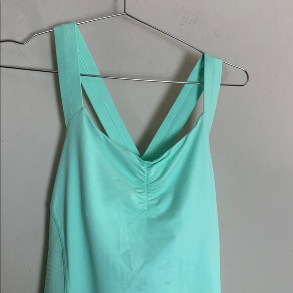 Lululemon Core Kicker Women Teal/Mint Tank Top Mini Hyper Stripe Size 8 - Picture 3 of 8